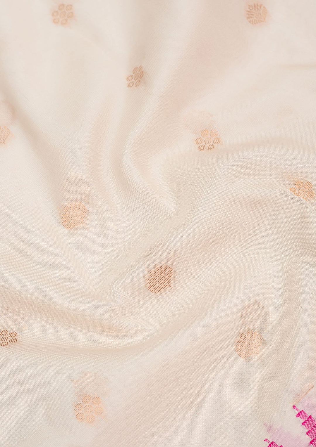 Off White Zariwork Pure Silk Saree-Koskii