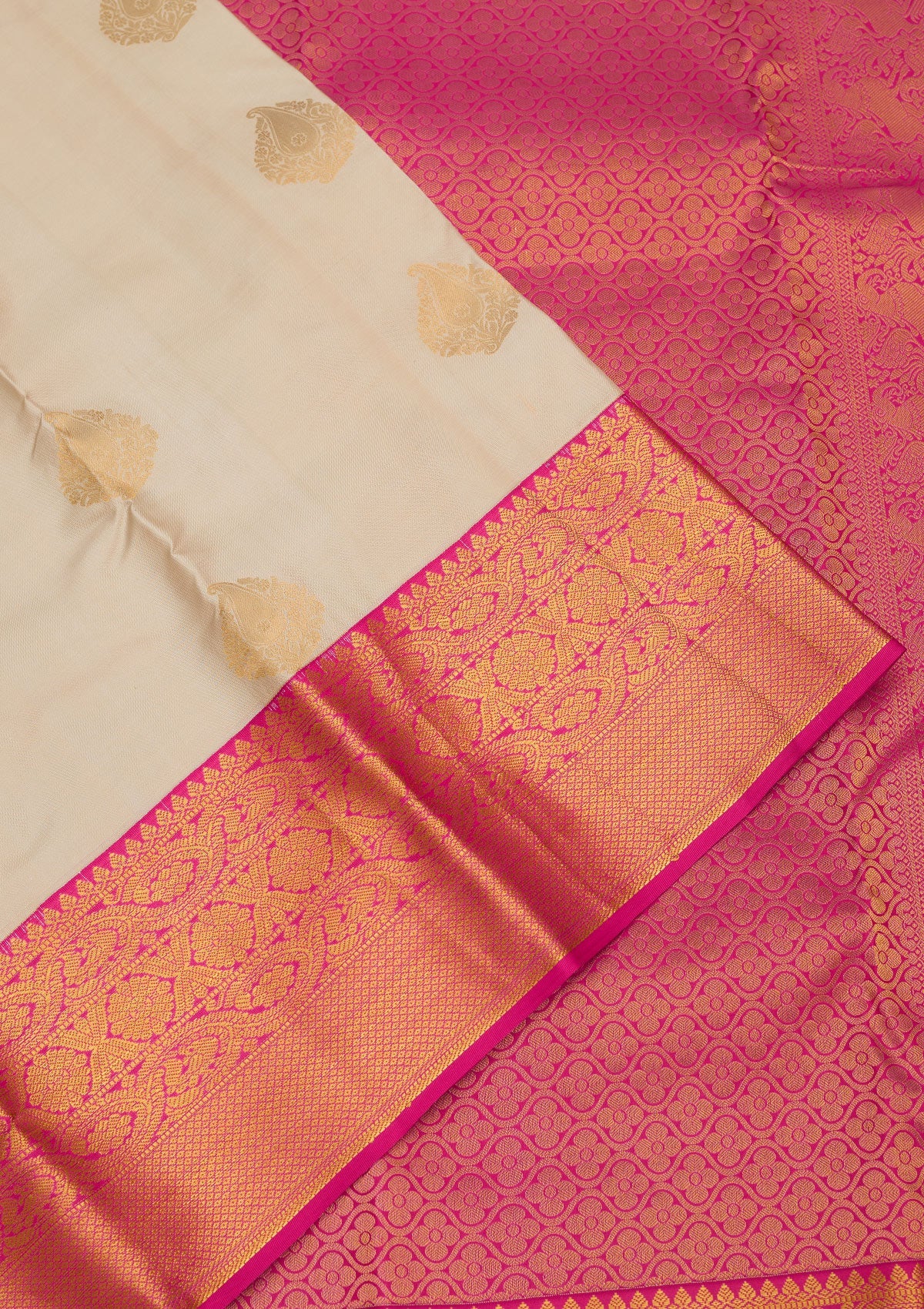 Off White Zariwork Pure Silk Saree-Koskii