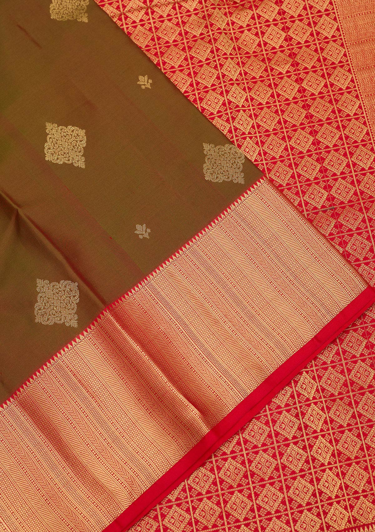 Mehendi Zariwork Pure Silk Saree-Koskii