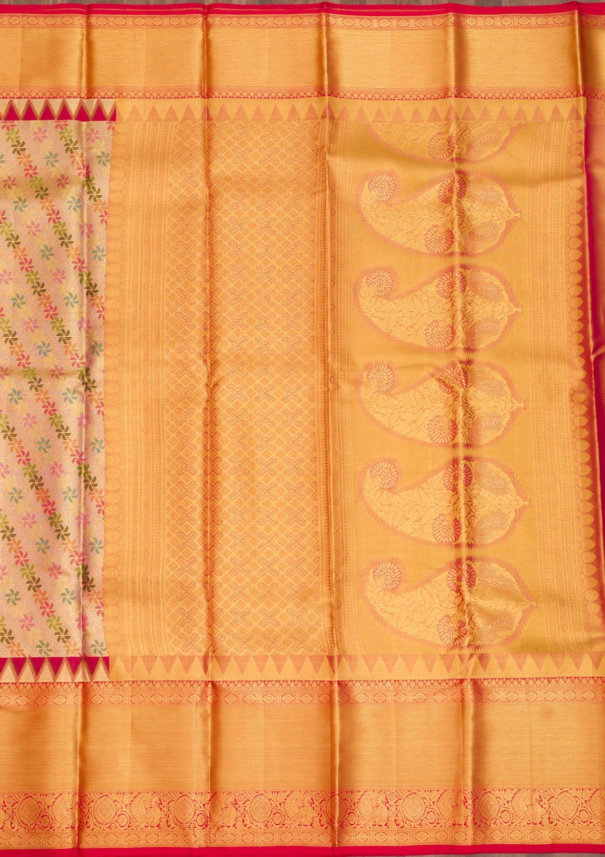 Gold Zariwork Pure Silk Saree-Koskii