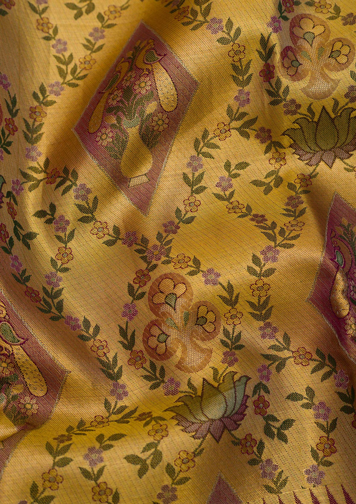 Gold Zariwork Pure Silk Saree-Koskii