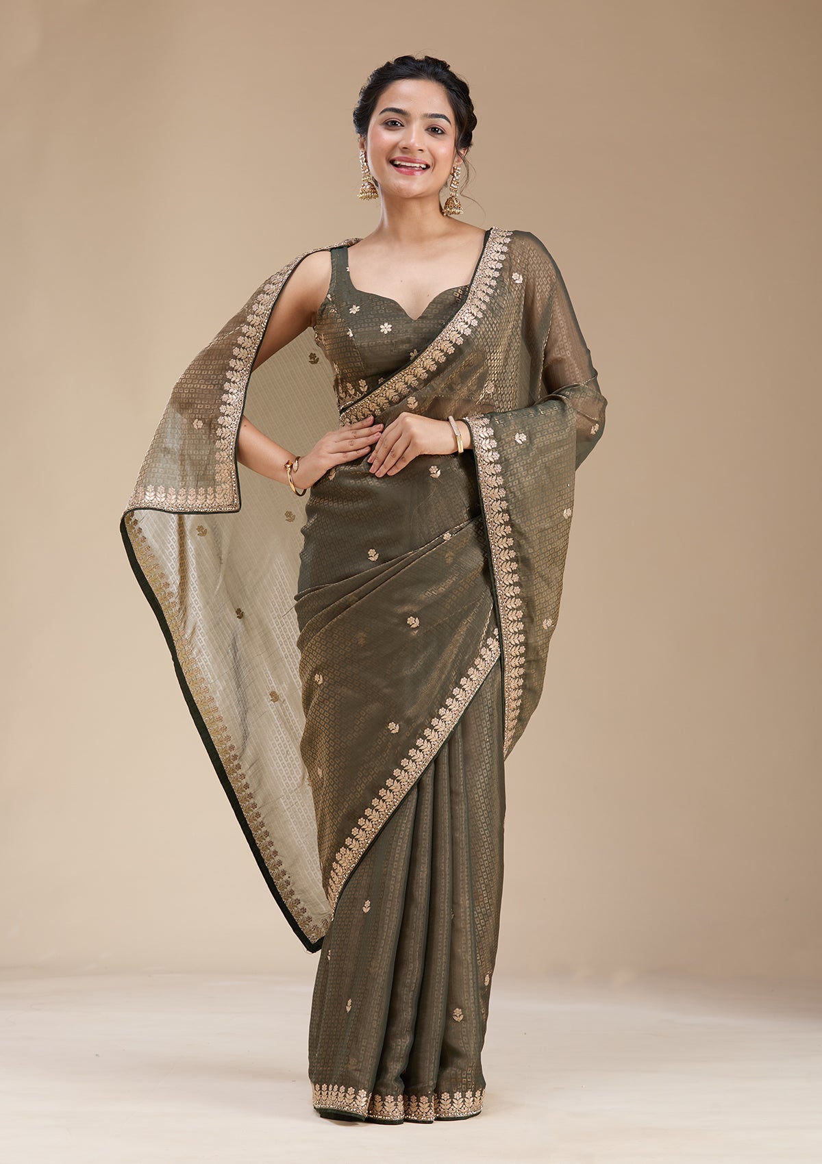 Mehendi Gotapatti Organza Saree-koskii