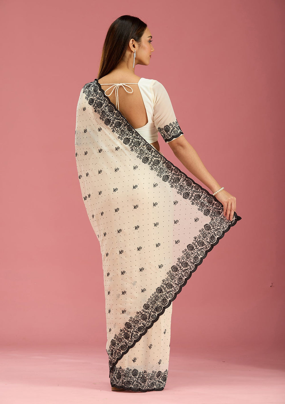 Cream Threadwork Georgette Saree-Koskii