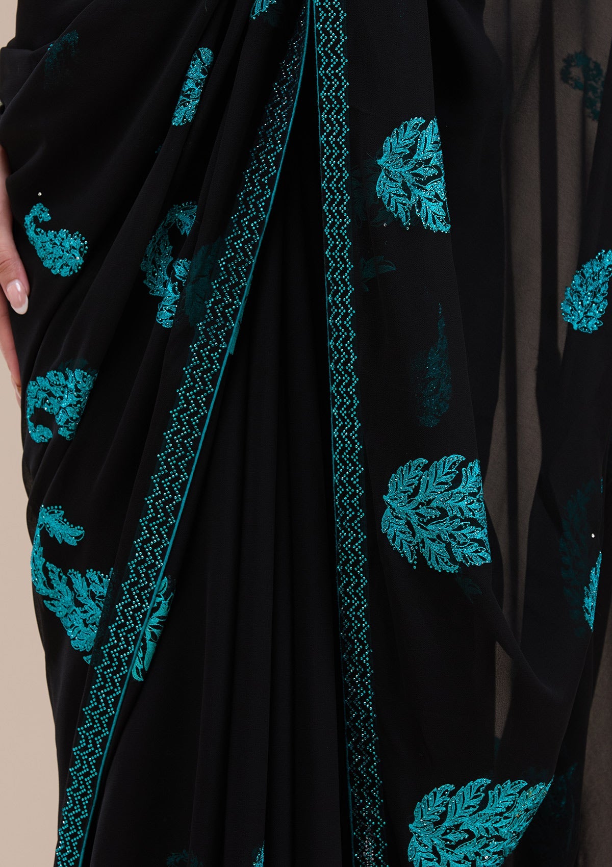Black Threadwork Georgette Saree-koskii