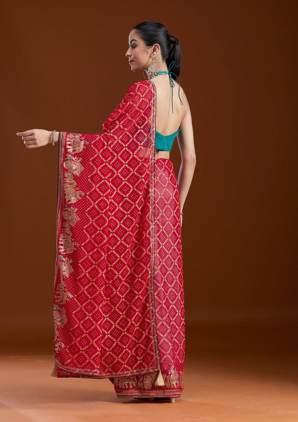 Red Stonework (Gold) Georgette Saree-koskii