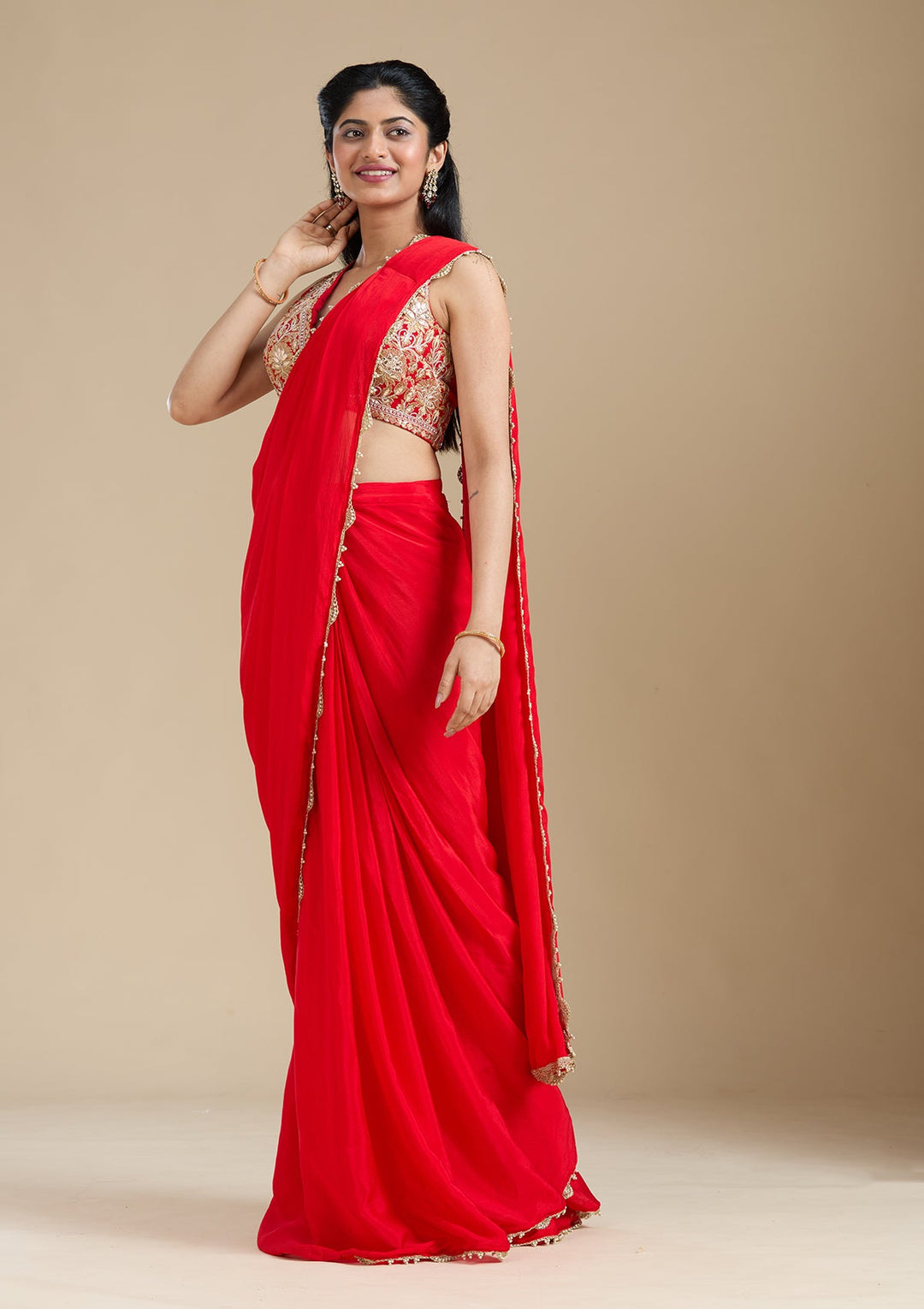 Red Cutdana Satin Saree-koskii