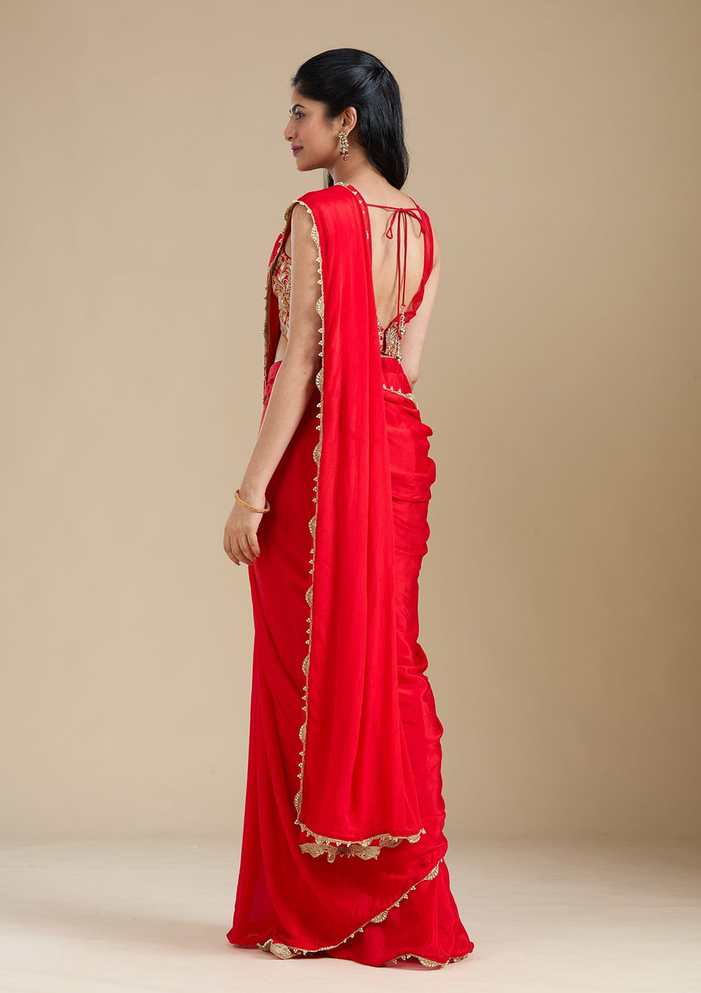 Red Cutdana Satin Saree-koskii