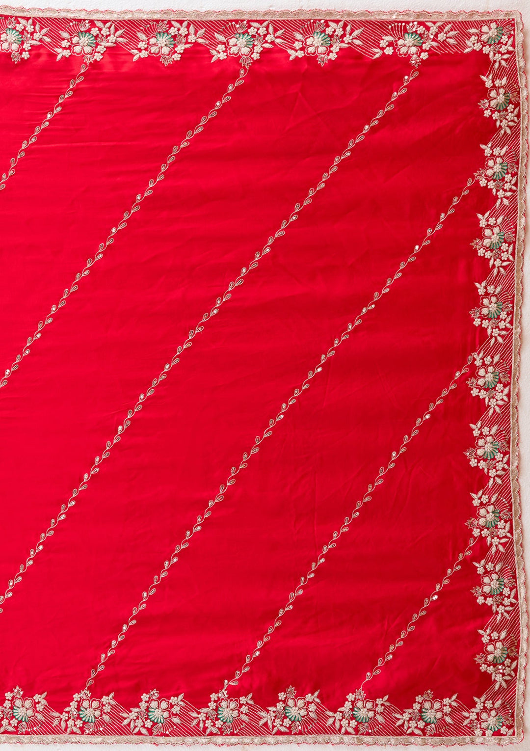 Red Aariwork Satin Saree-koskii