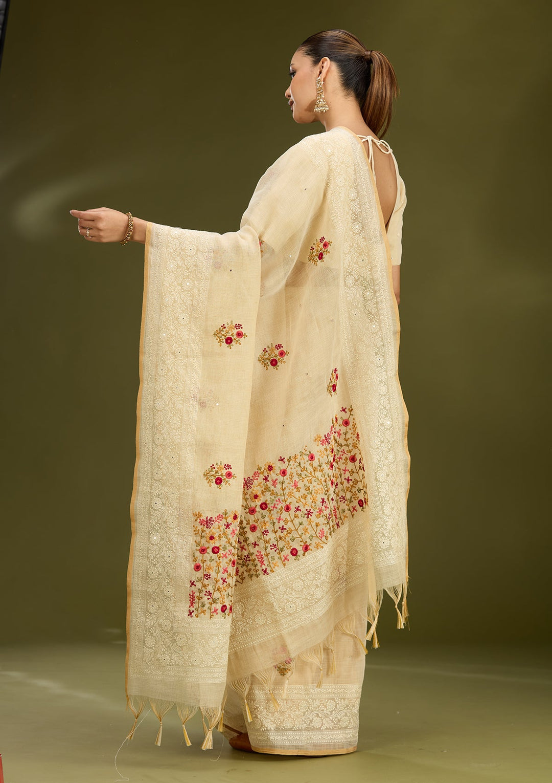 Beige Threadwork Chanderi Saree