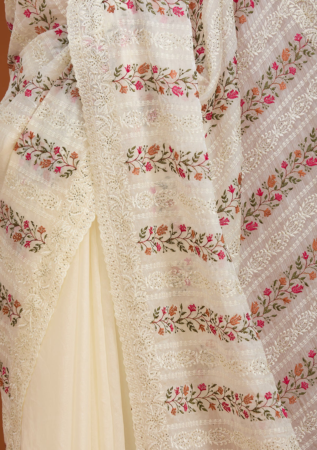 Off White Cotton Threadwork Saree With Matching Blouse Piece