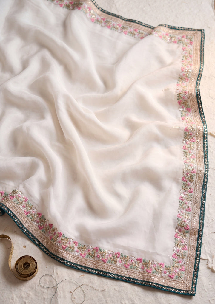 Off White Threadwork Tissue Saree With Matching Blouse Piece