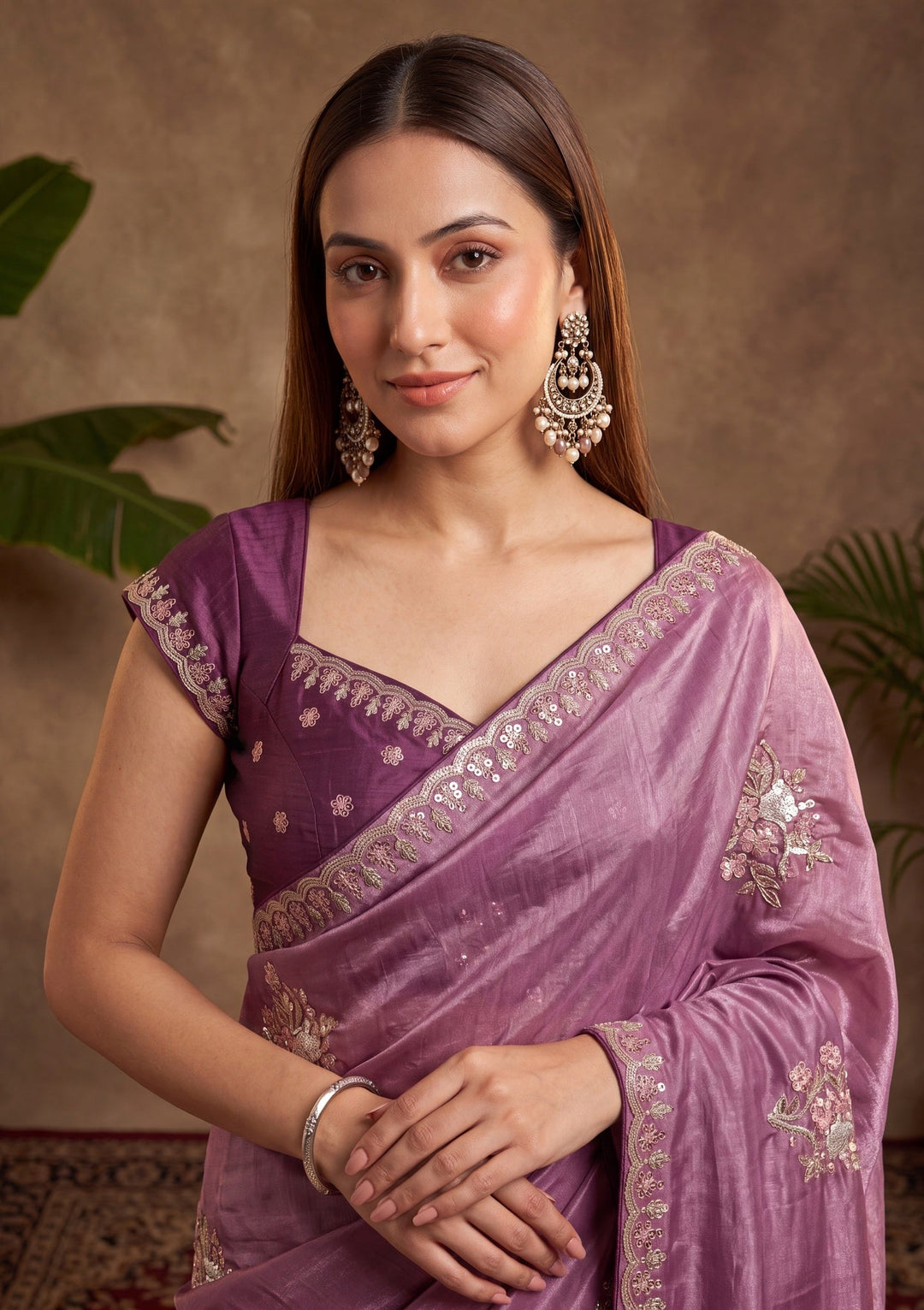 Dark Lavender Crepe Threadwork Saree With Matching Blouse Piece