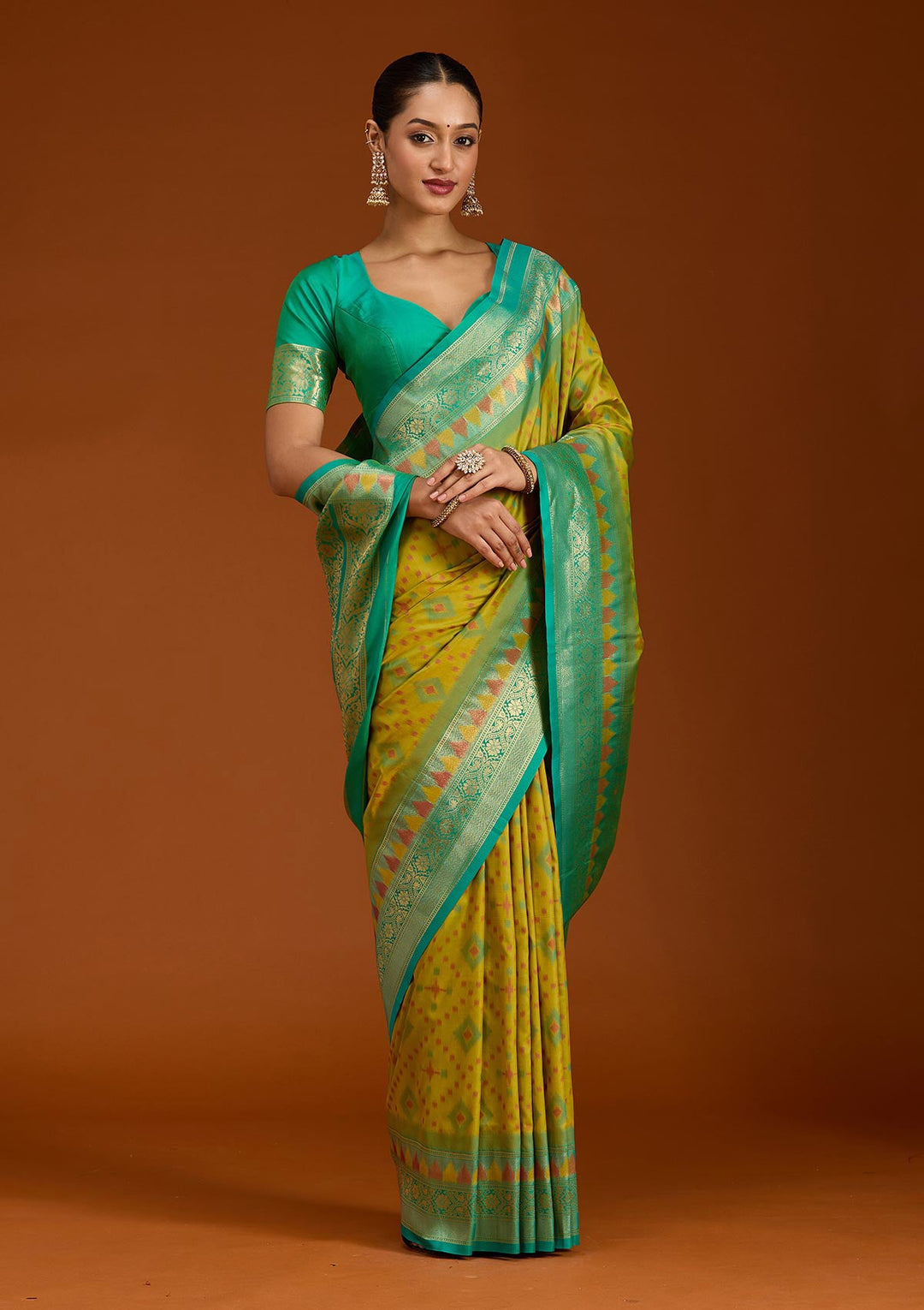 Parrot Green Pochampalli Silk Saree-Koskii