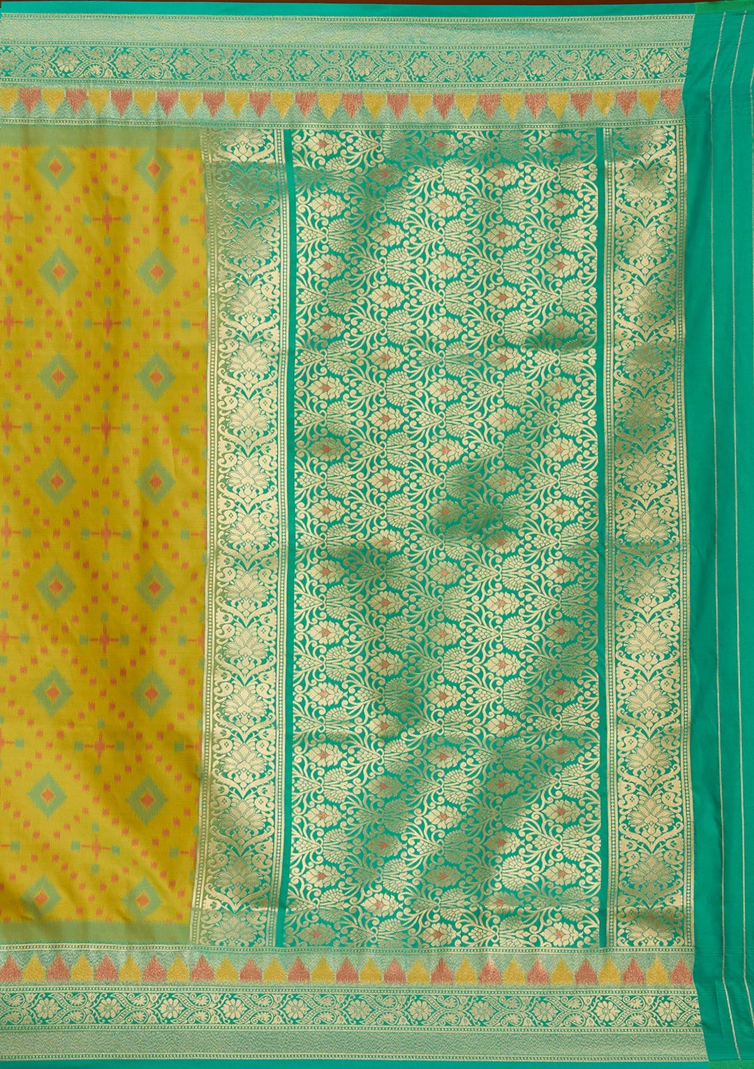 Parrot Green Pochampalli Silk Saree-Koskii