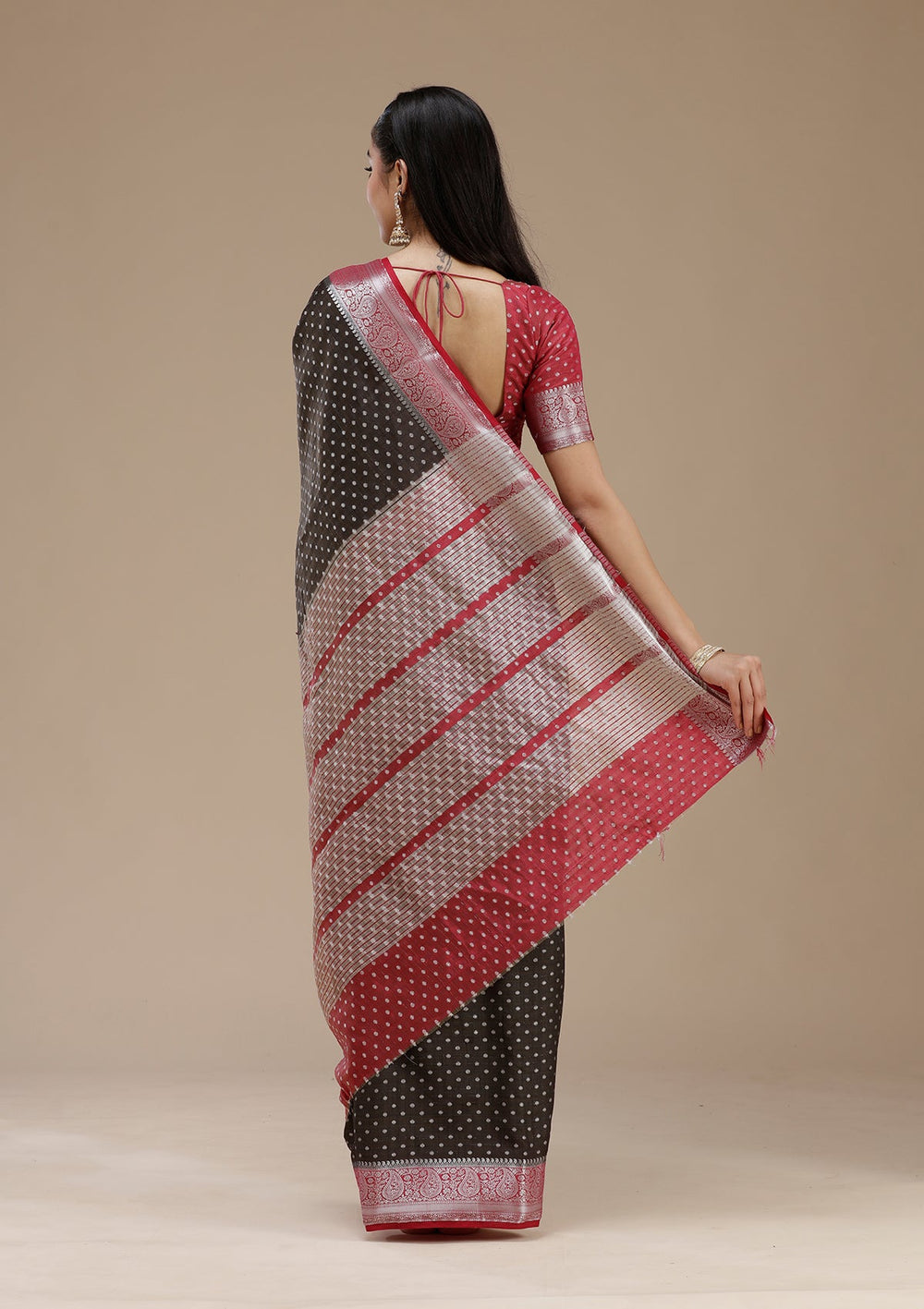 Black Cutdana Georgette Silk Saree_koskii