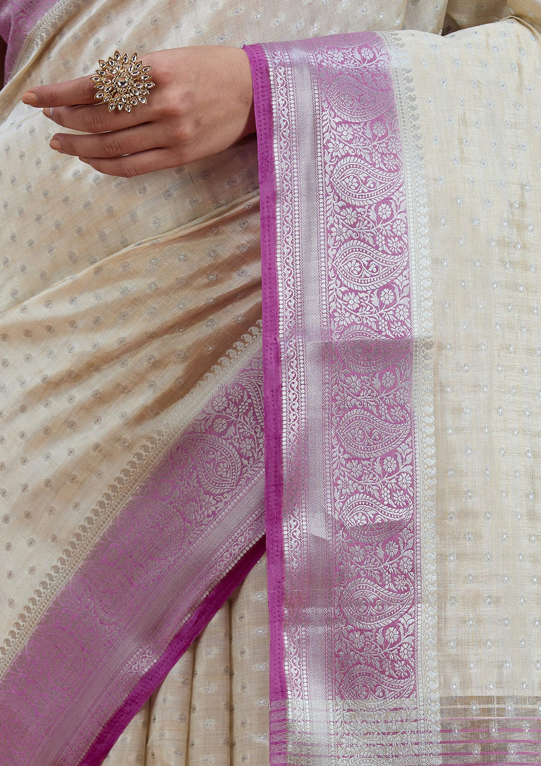 Cream Null Silk Silk_Saree_koskii