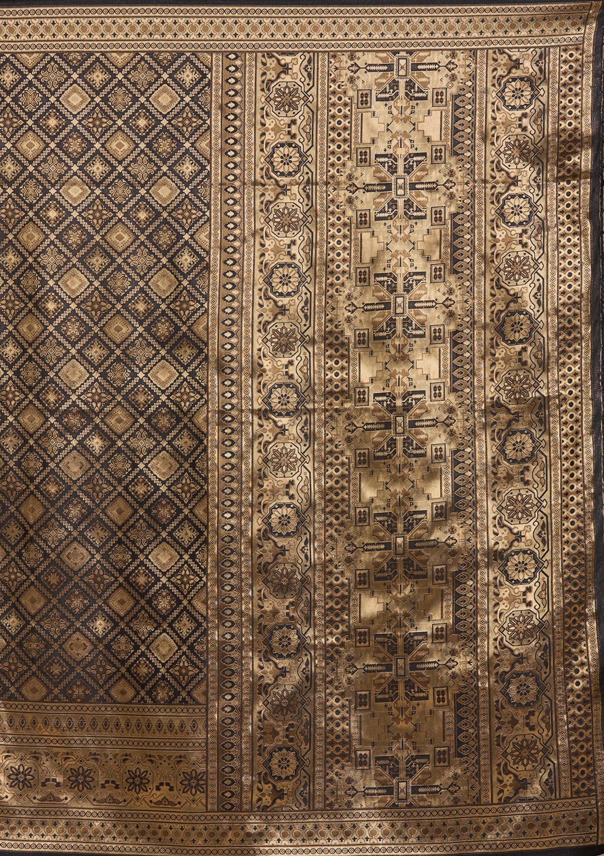 Black Banarasi Silk Saree-koskii