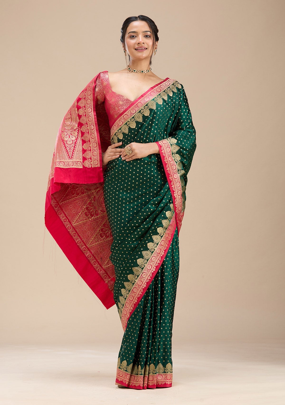 Bottle Green Banarasi Silk Silk Saree-Koskii
