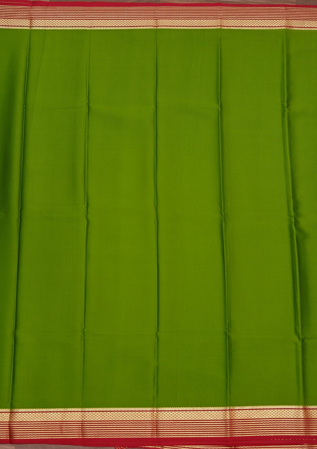 Parrot Green Zariwork Pure Crepe Silk Saree-koskii