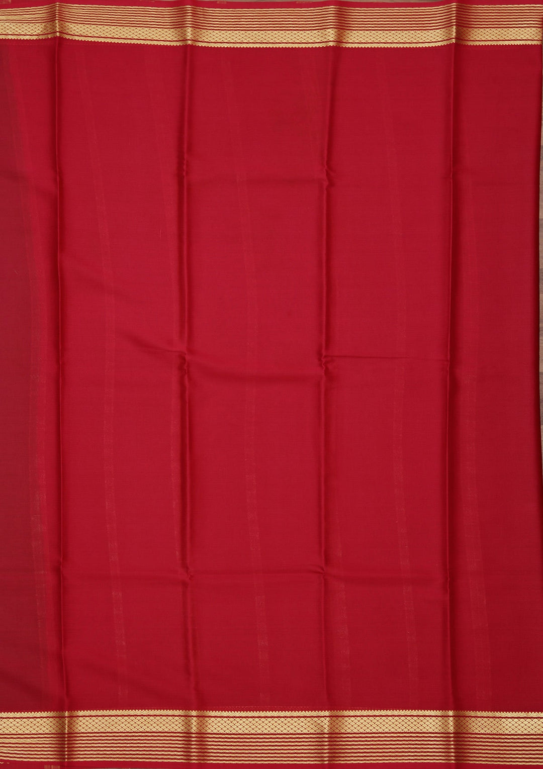 Parrot Green Zariwork Pure Crepe Silk Saree_koskii