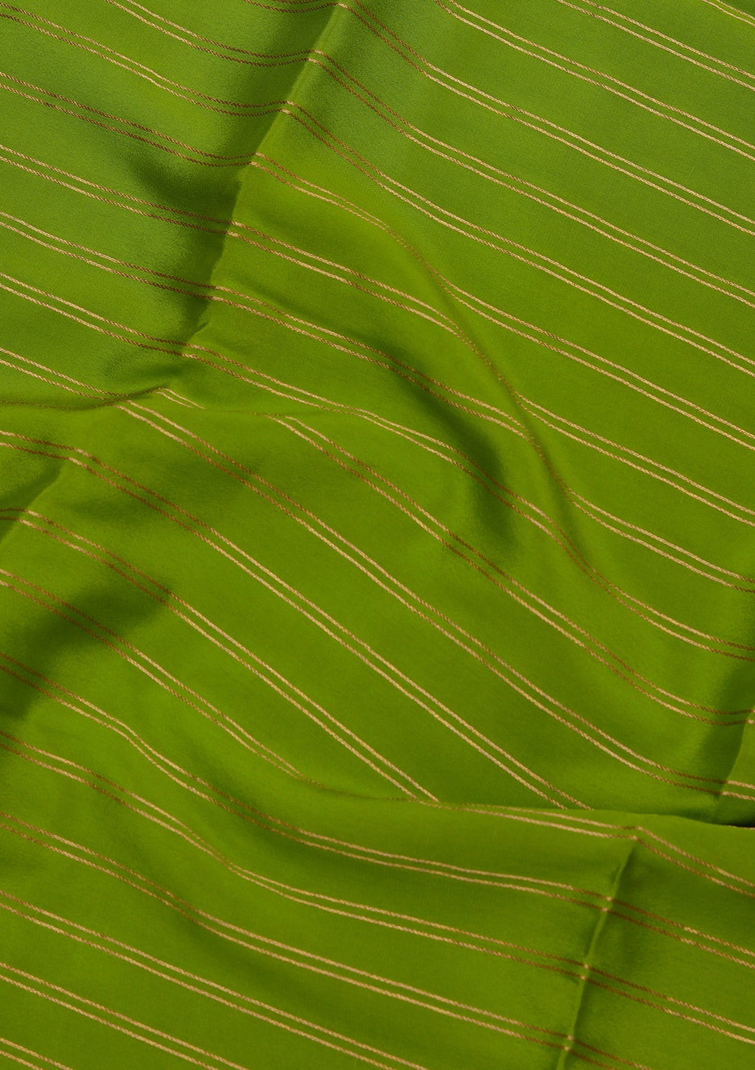 Parrot Green Zariwork Pure Crepe Silk_Saree_koskii