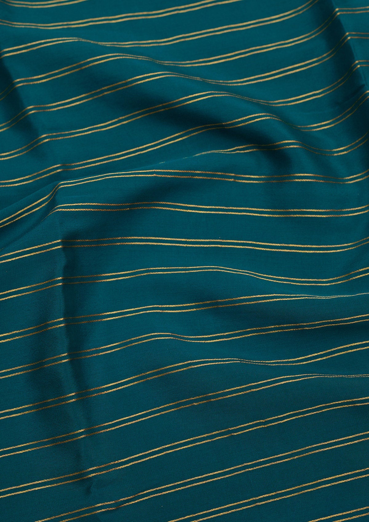 Peacock Green Zariwork Pure Crepe Silk Saree-Koskii