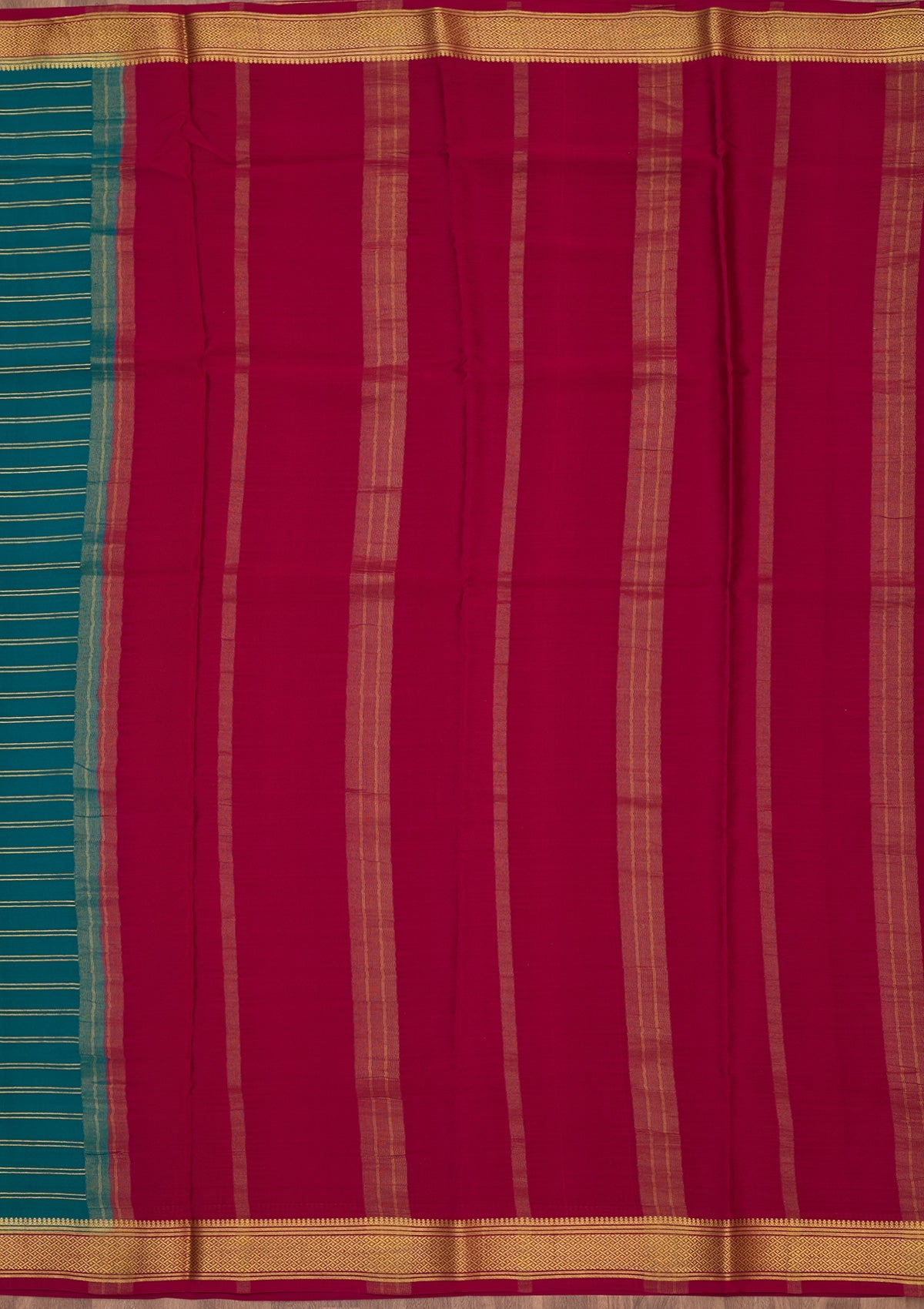 Peacock Green Zariwork Pure Crepe Silk Saree-Koskii