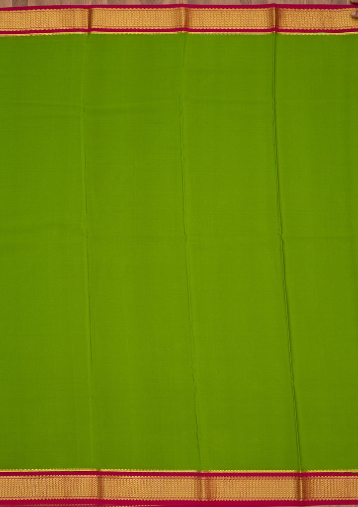 Parrot Green Zariwork Pure Crepe Silk Saree-Koskii
