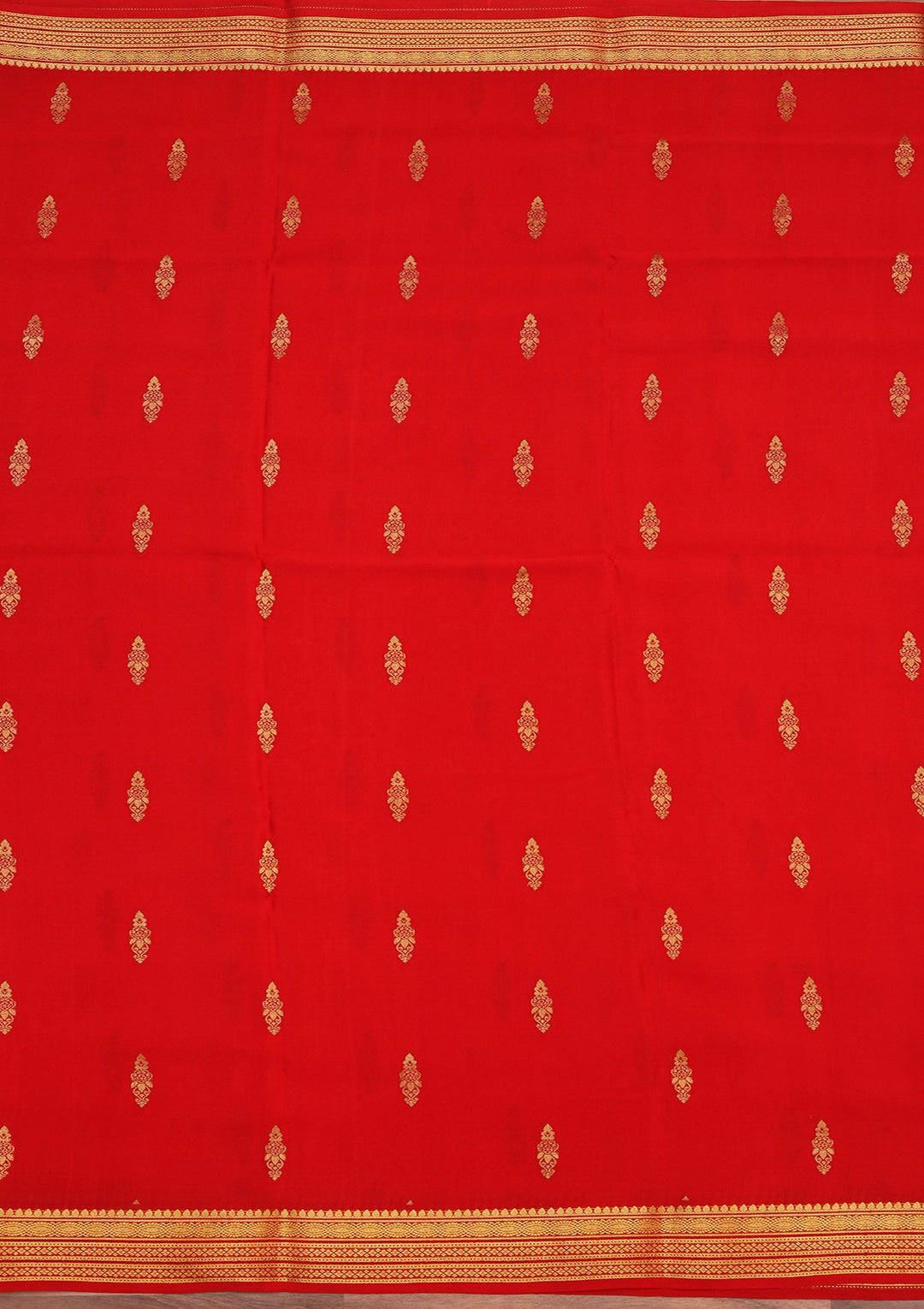 Red Zariwork Pure Crepe Silk Saree_koskii