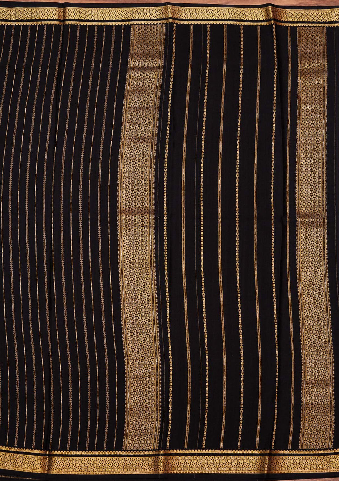 Navy Blue Zariwork Pure Crepe Silk_Saree_koskii