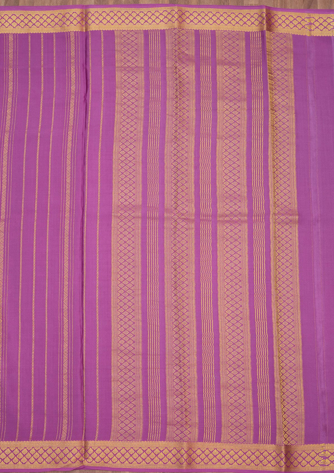 Lavender Zariwork Pure Crepe Silk Saree-Koskii