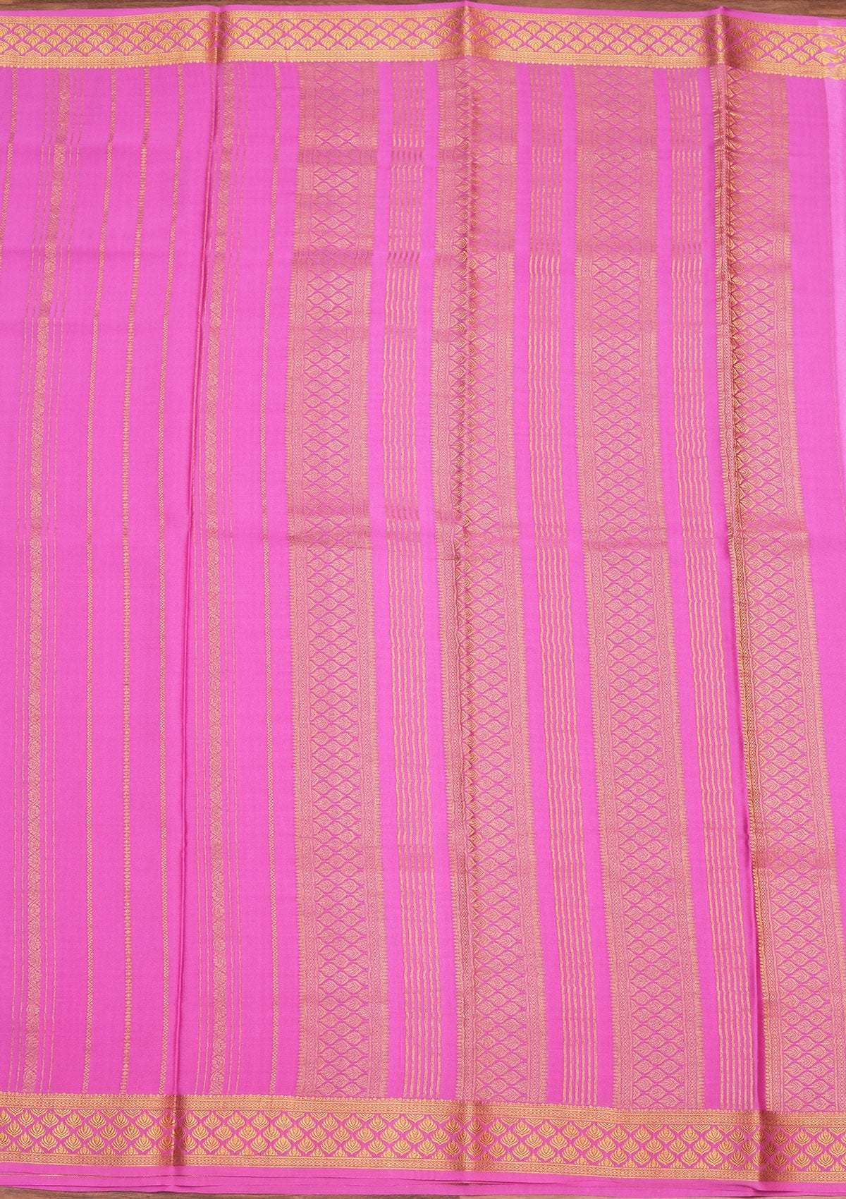 Light Lavender Zariwork Pure Crepe Silk Saree-koskii