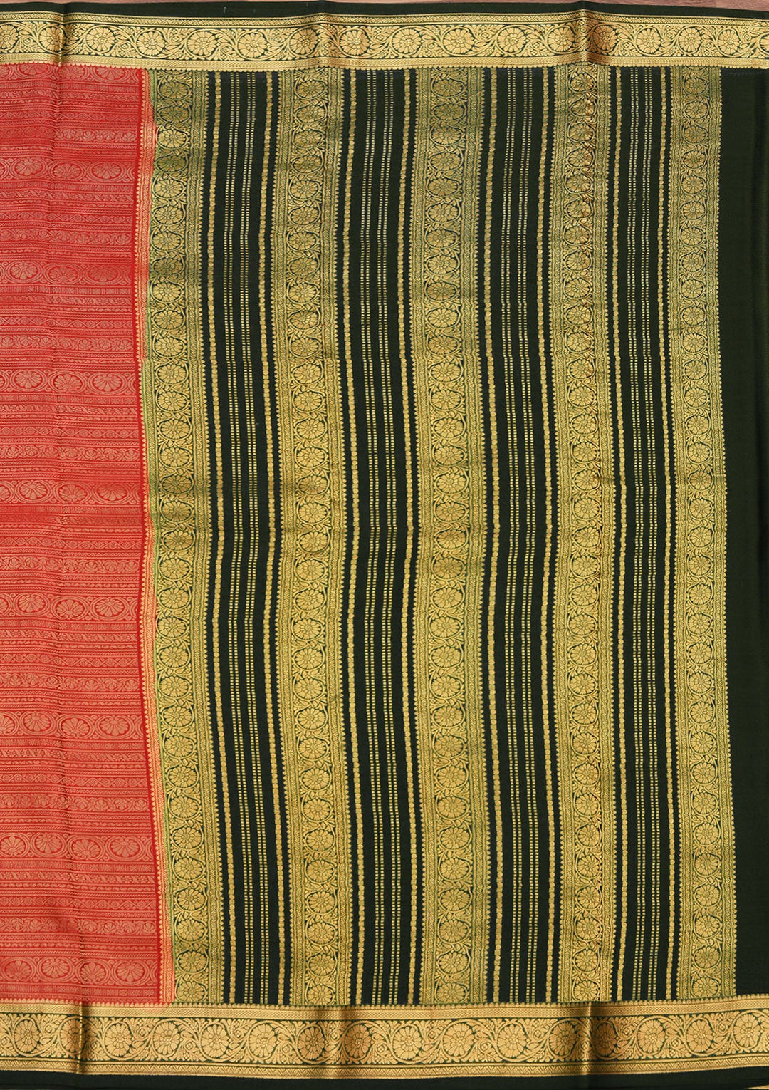 Red Zariwork Pure Crepe Silk Saree_koskii