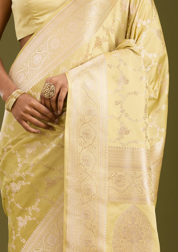 Pista Green Zariwork (Gold) Art Silk Saree
