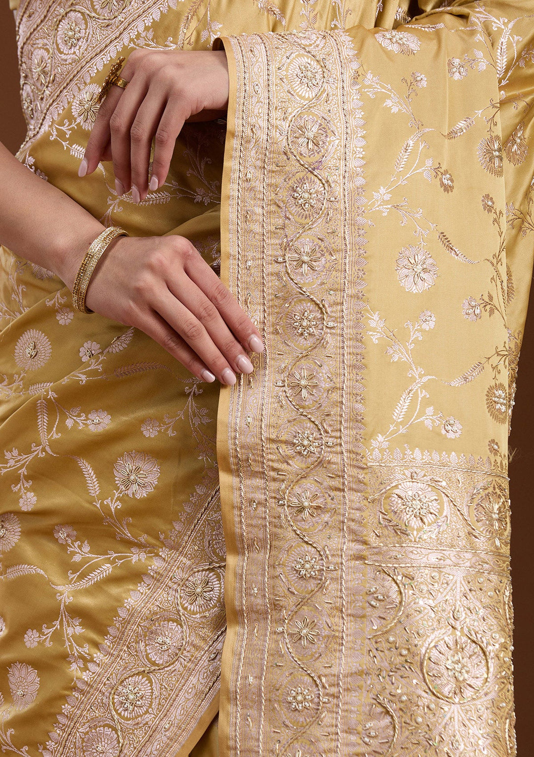 Mehendi Zardozi (Silver) Art Silk Silk_Saree-koskii