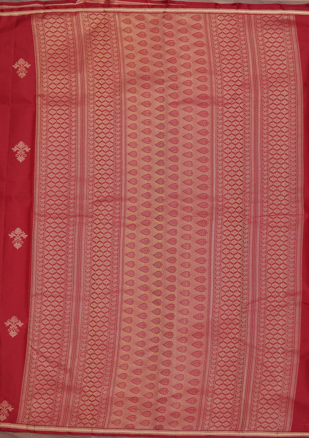 Maroon Zariwork Pure Silk Saree-koskii
