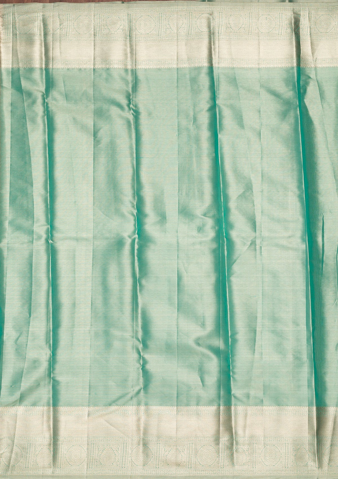 Leaf Green Zariwork Tissue Silk Saree-Koskii