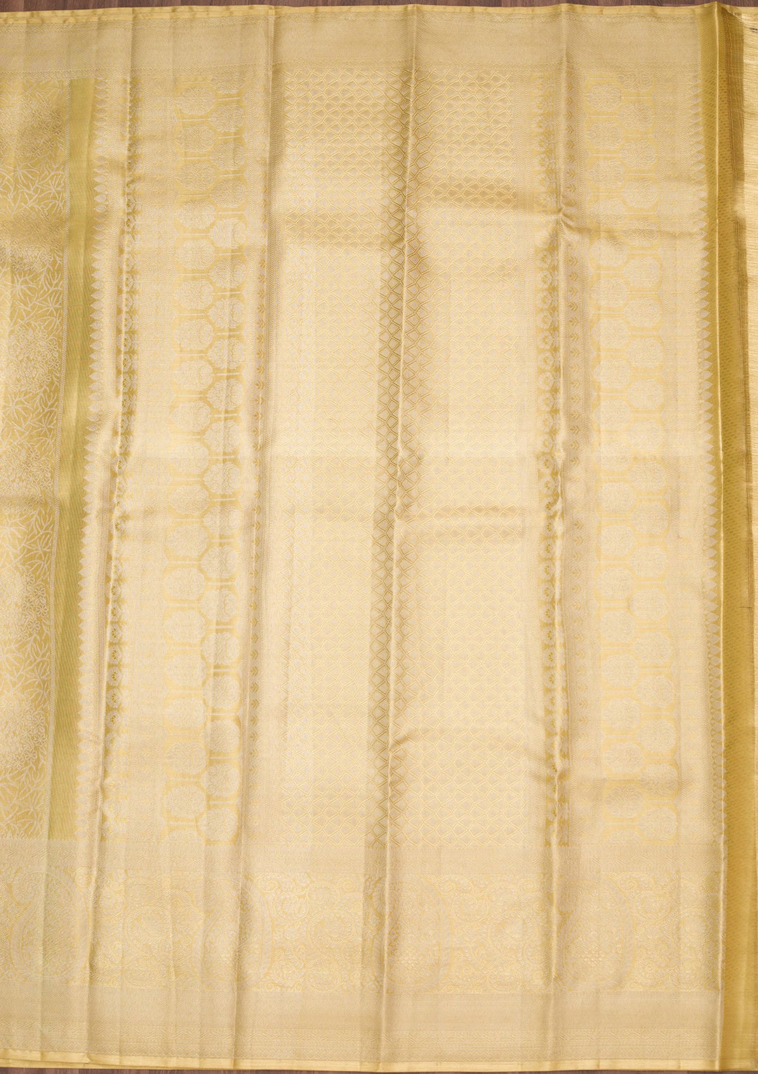 Pista Green Zariwork Tissue Silk Saree-Koskii