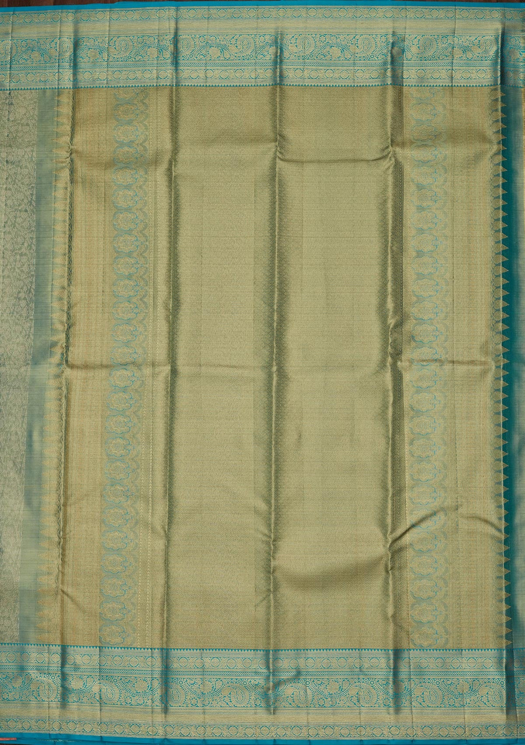 Leaf Green Zariwork Tissue Silk Saree-Koskii
