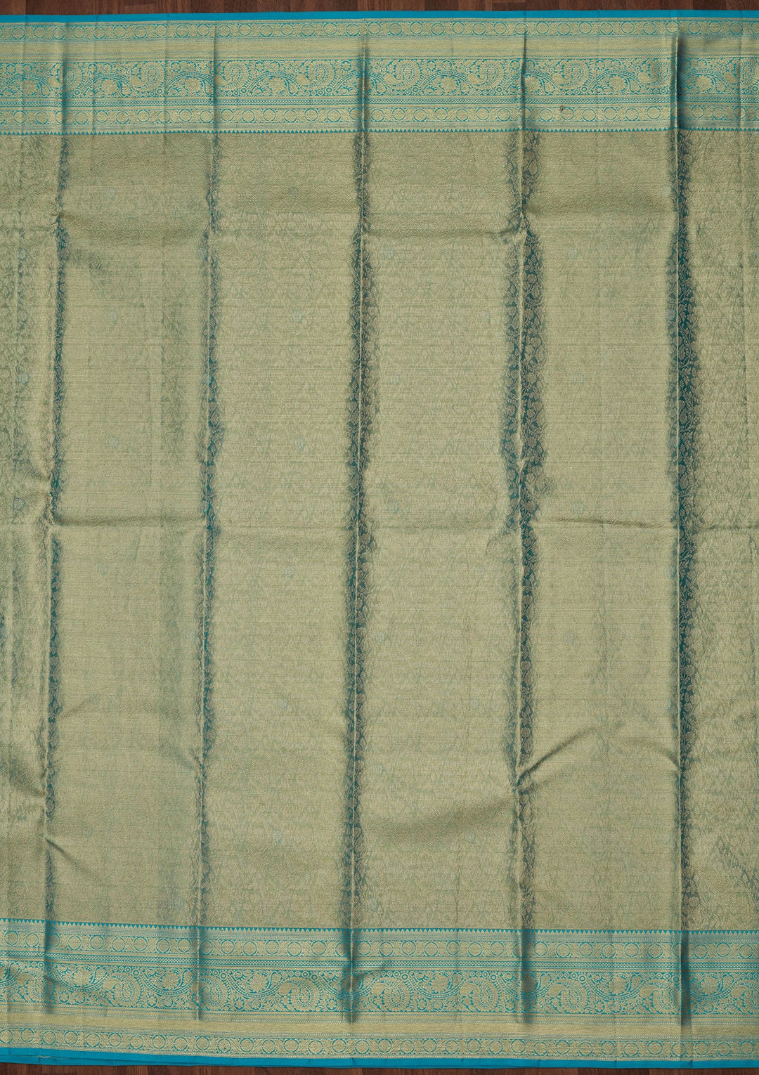 Leaf Green Zariwork Tissue Silk Saree-Koskii