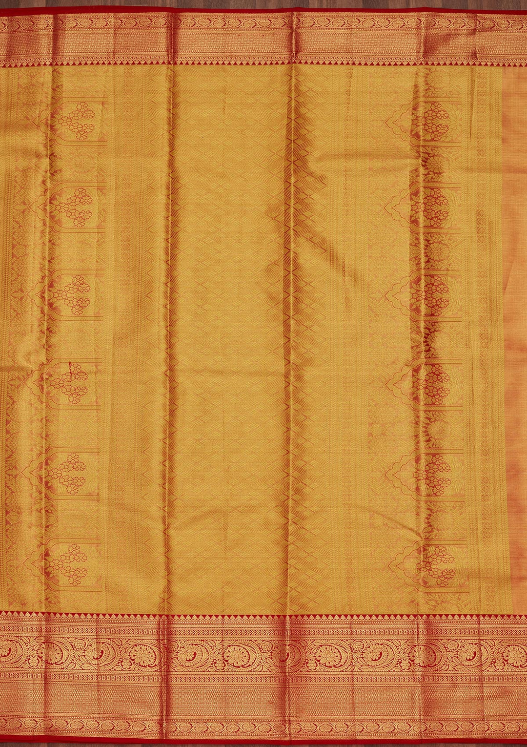 Gold Zariwork Tissue Silk Saree-Koskii