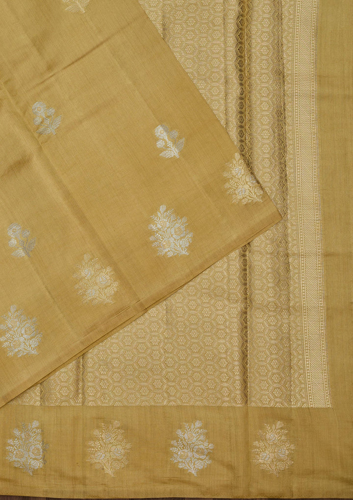 Cream Zariwork Pure Silk Saree