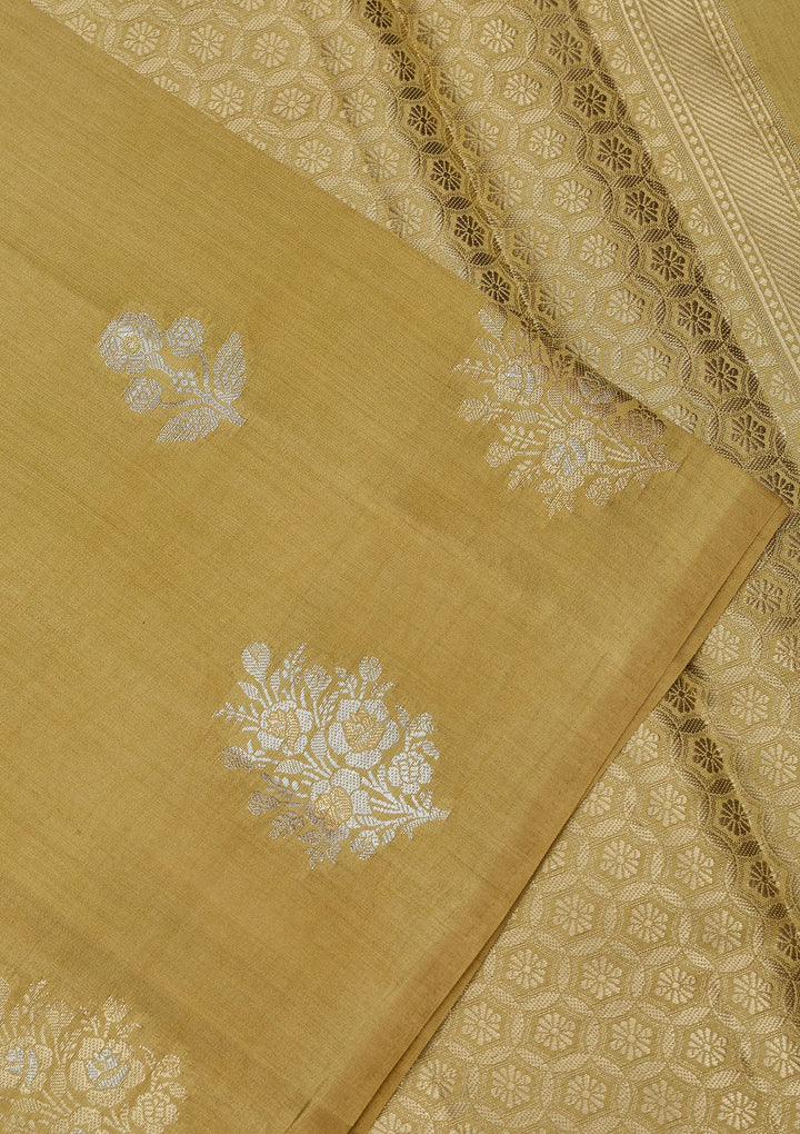 Cream Zariwork Pure Silk Saree