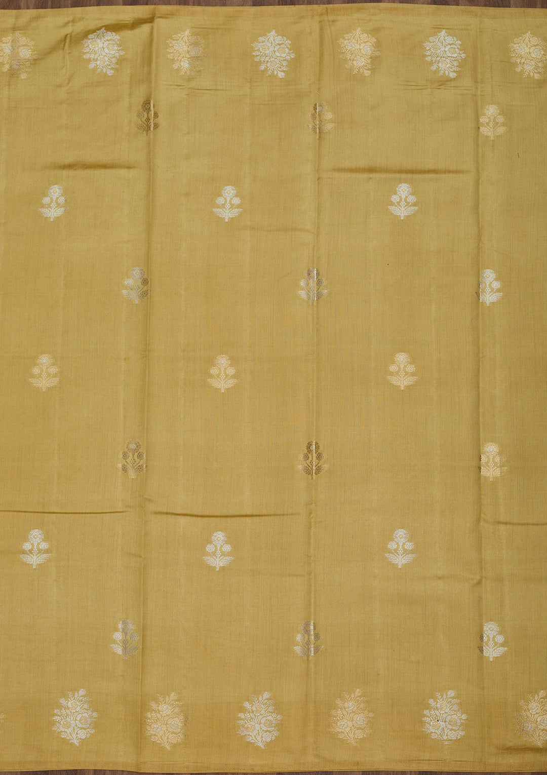 Cream Zariwork Pure Silk Saree