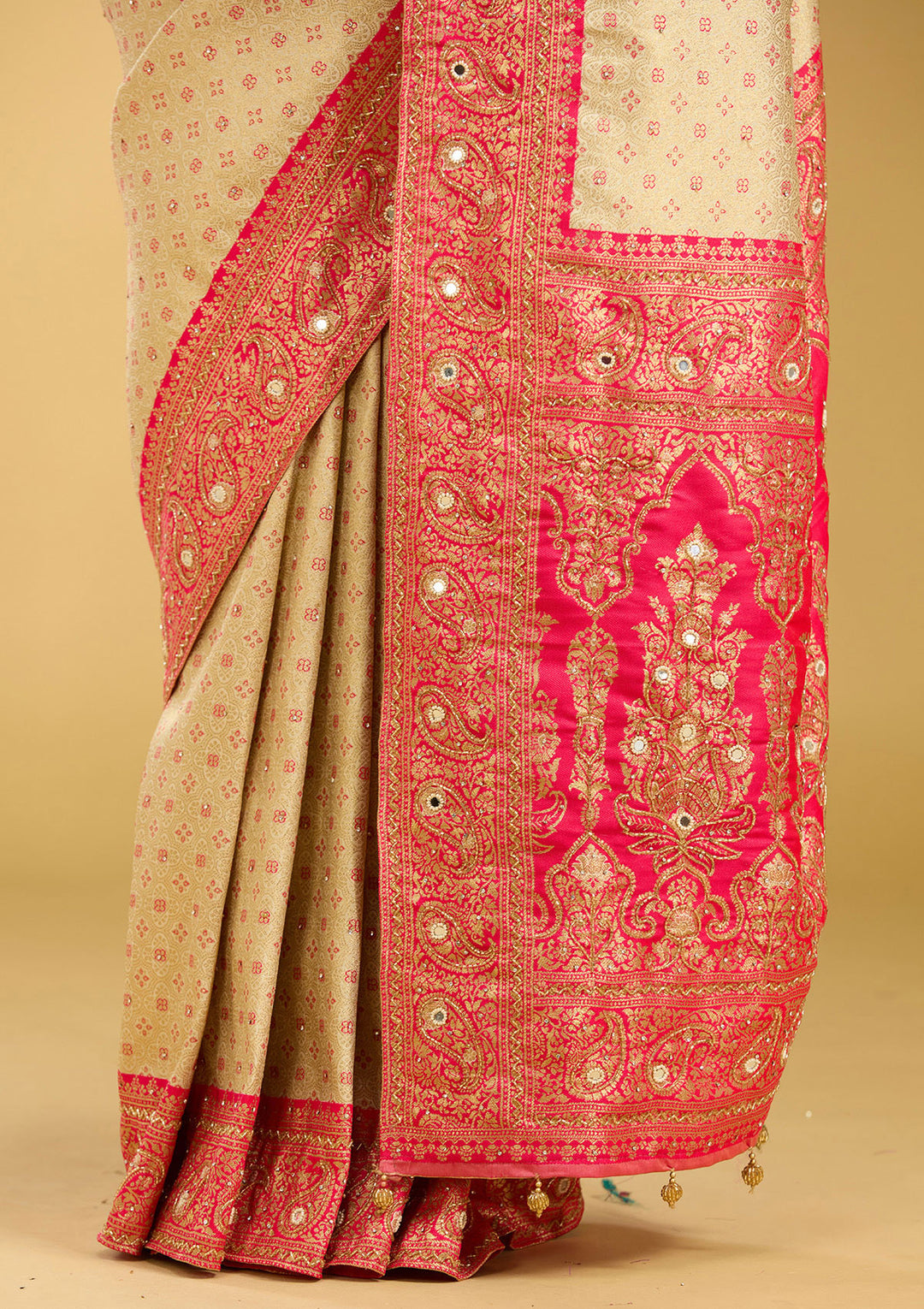 Cream Aariwork Art Silk Silk Saree