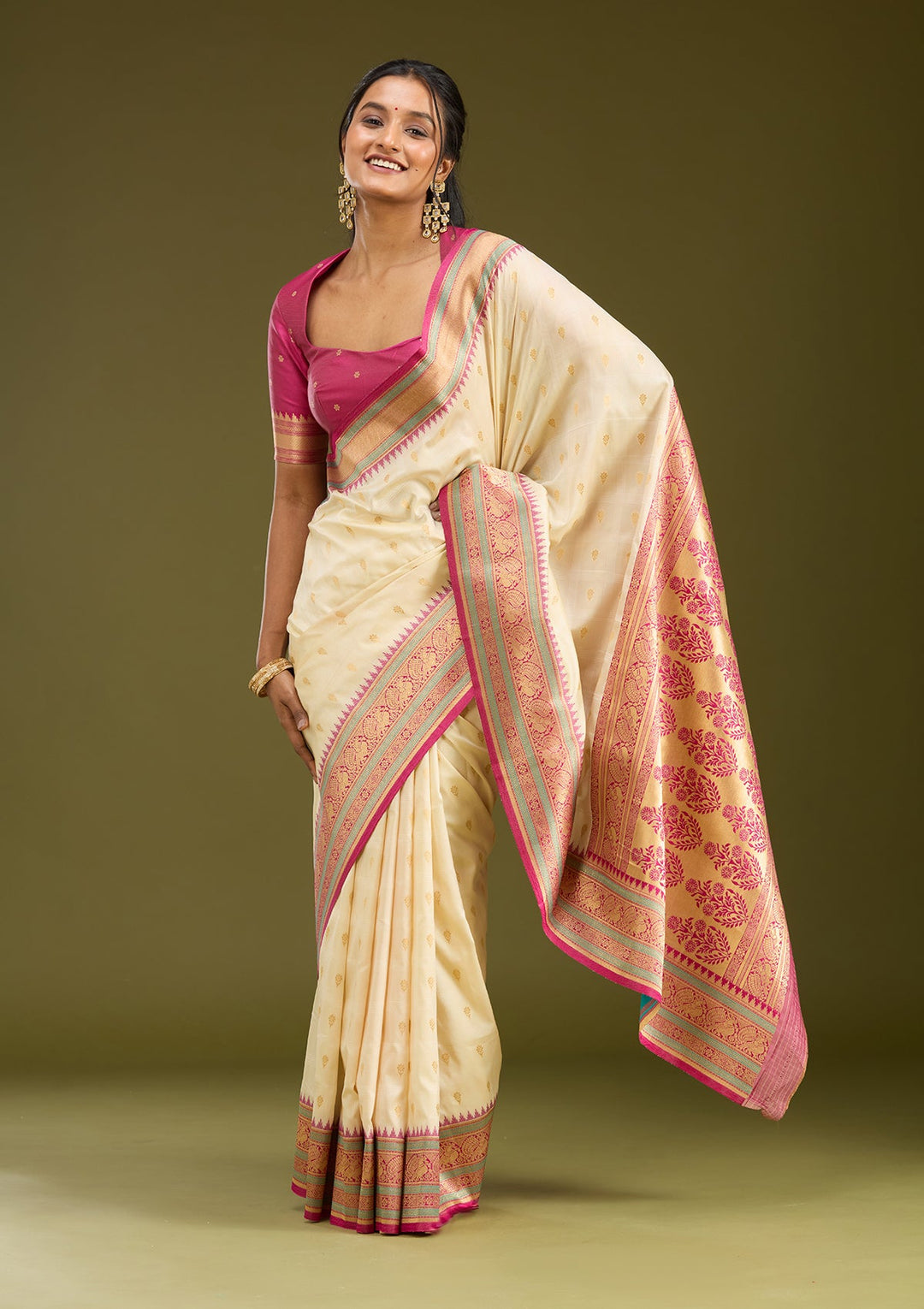 Off White Zariwork (Gold) Silk Saree