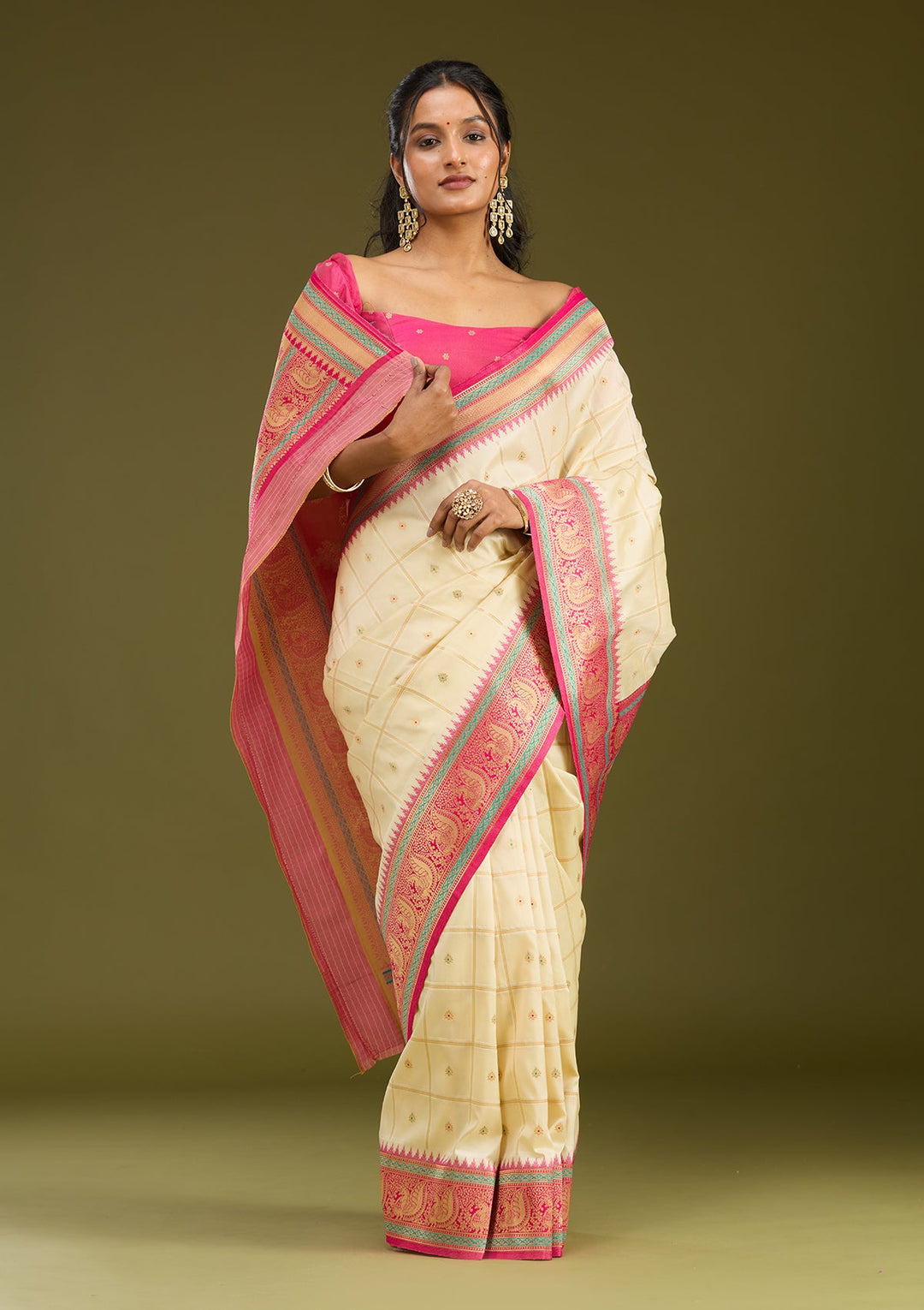 Off White Zariwork (Gold) Silk Saree