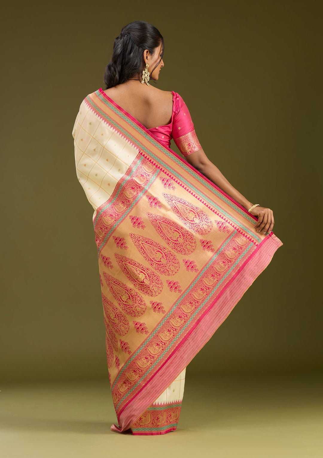 Off White Zariwork (Gold) Silk Saree
