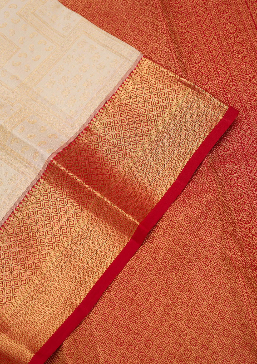 Off White Zariwork (Gold) Pure Silk Silk_Saree