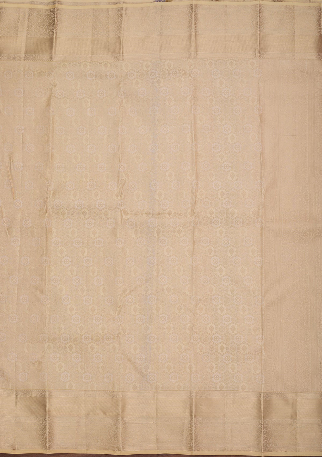 Cream Silk Jaal Silver Zariwork Saree With Matching Blouse Piece